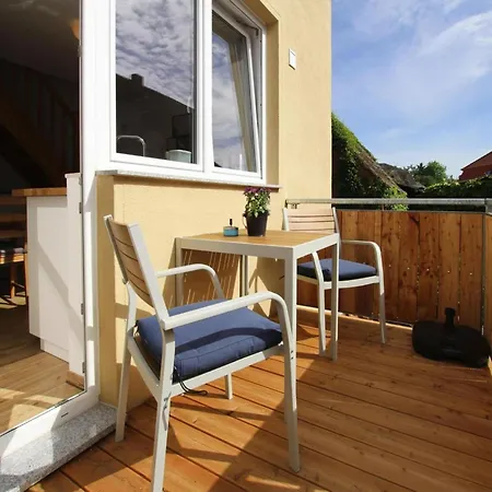 Reihenhaus In * מאלצ'ו